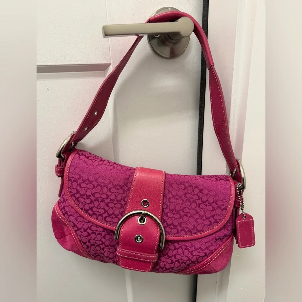 Coach‎ Y2K Fuchsia Pink Small Soho Flap Shoulder Bag 6818 China
